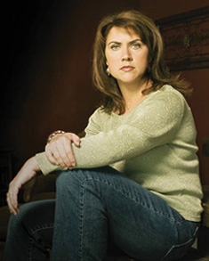 Guest Editor - January 2011 - Lisa Gardner Guest Editor - January 2011 - Lisa Gardner